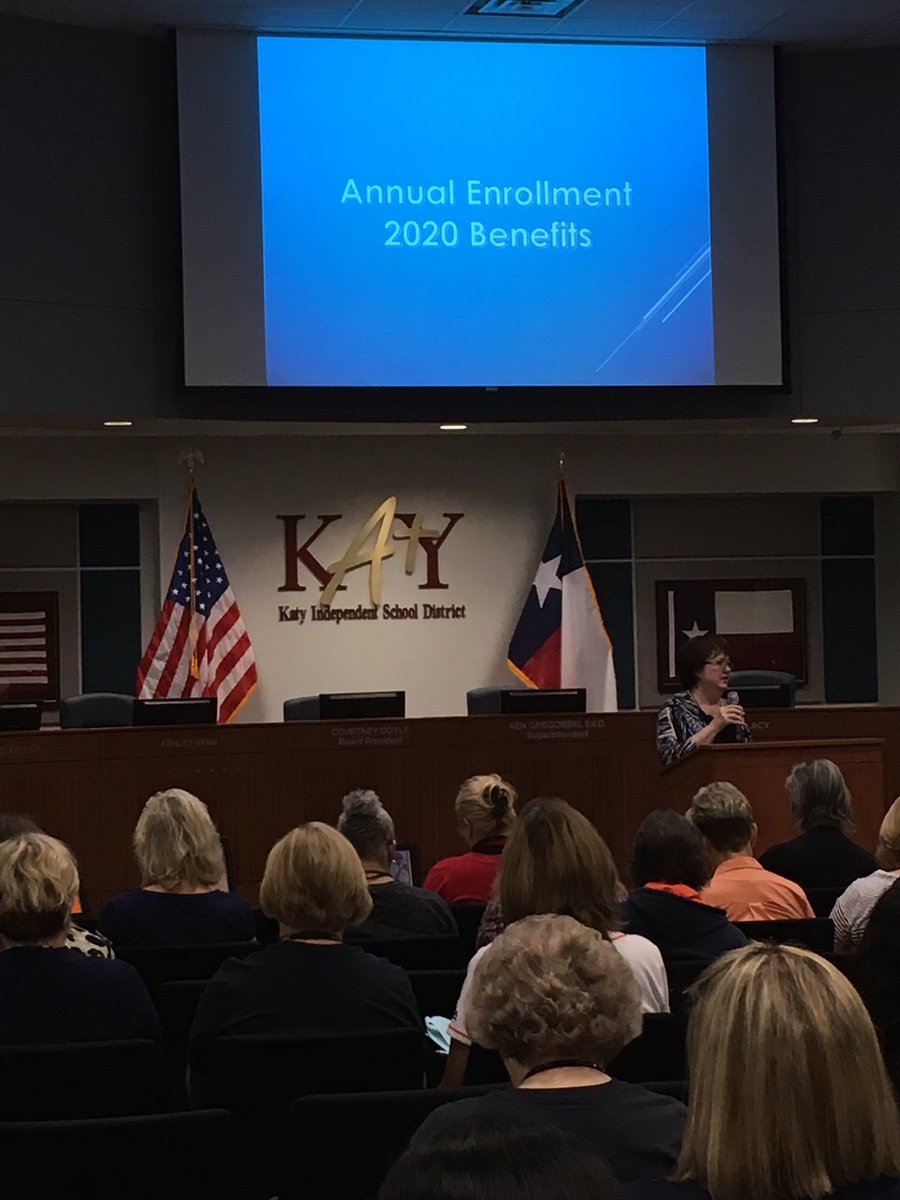 KISDRiskMgmt's tweet photo. Meeting with our campus &amp; department liaisons this morning in preparation to kickoff #AnnualEnrollment #2020 #Benefits https://t.co/dufFIPHOFD