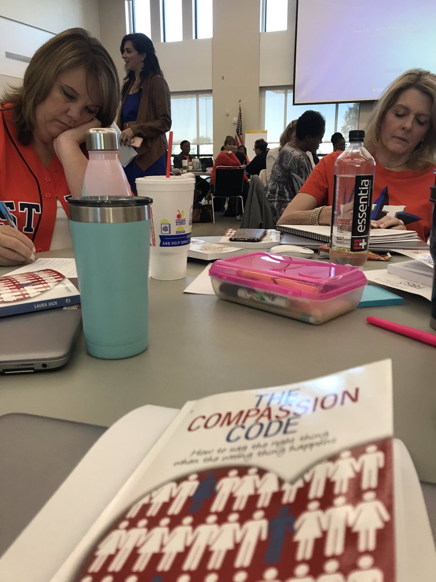 LeadLearnerKB's tweet photo. Let’s get rid of self-hatred, which is a cause of all hatred! Love listening to Laura Jack @laurajackspeaks about compassion. #compassioncode https://t.co/pbgcch3tqC