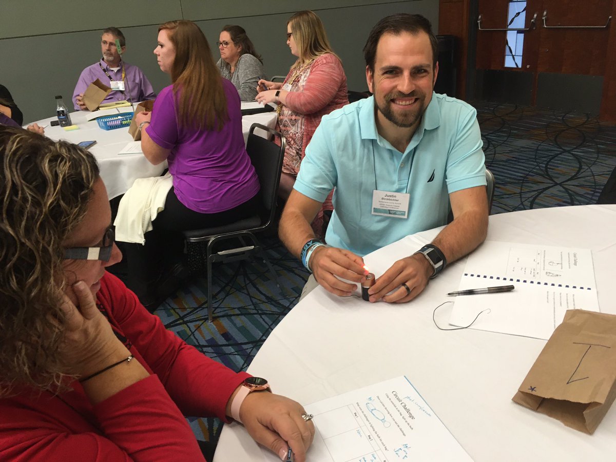 VDOE4STEM tweet media