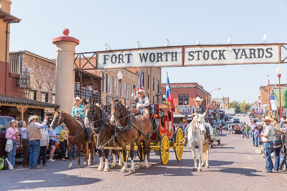 Raise your hand if you're coming to the 29th Annual Red Steagall Cowboy Gathering this weekend at Fort Worth Stockyards National Historic District ✋ See a complete schedule of events here >> ow.ly/SzCQ50wQhZW
#RedSteagallGathering #FortWorthStockyards