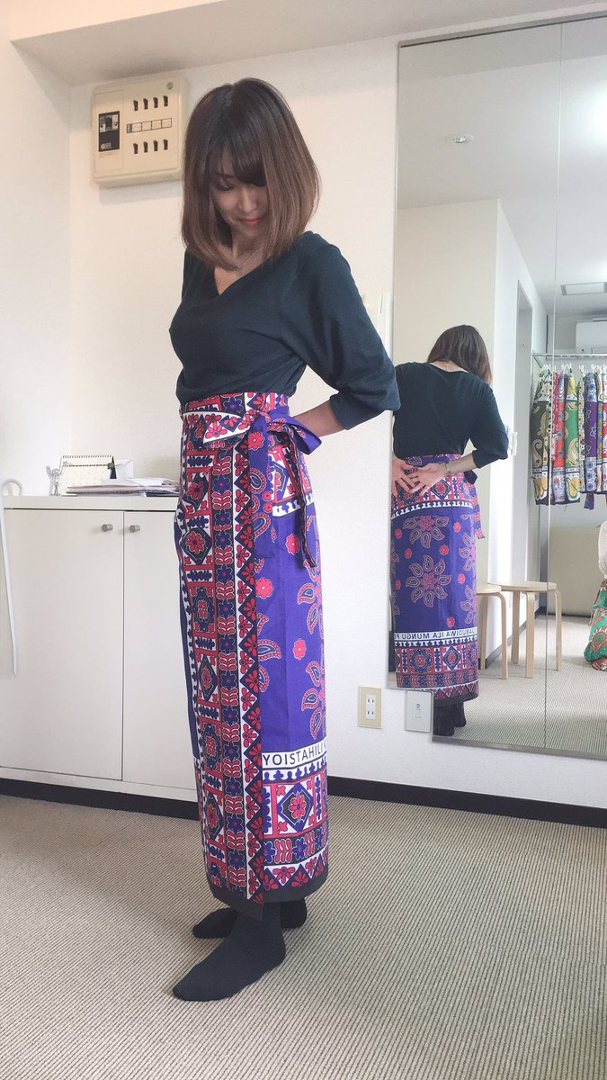 大山江利子 Twitter પર マキシ丈は冷えとりファッションにも使える長さ モデルさんの身長160センチです 巻きスカート 冷えとりファッション アフリカ布 ラップスカート T Co Dooxtfxvqs