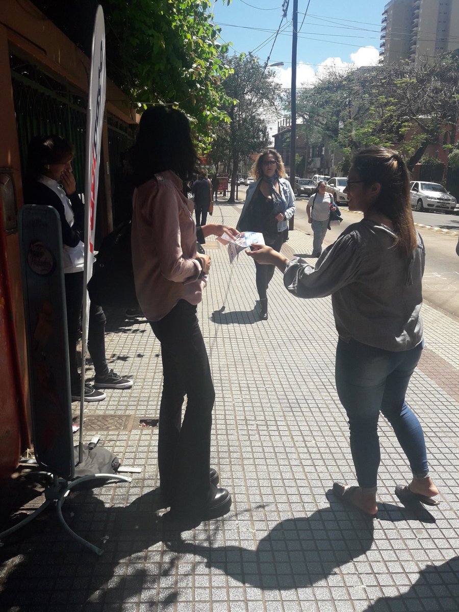 Cristiandan89's tweet photo. Recorriendo el circuito 1 posadas  #CasaXCasa llevando la propuesta de nuestros candidatos #DipNac @SartoriDiegoH @ivonneaqui @LeyesChela 
#HayEquipo #EquipoDistefano #CortaConCorta
@DistefanoDaniel @herrerayflia https://t.co/xENrj9K8SA