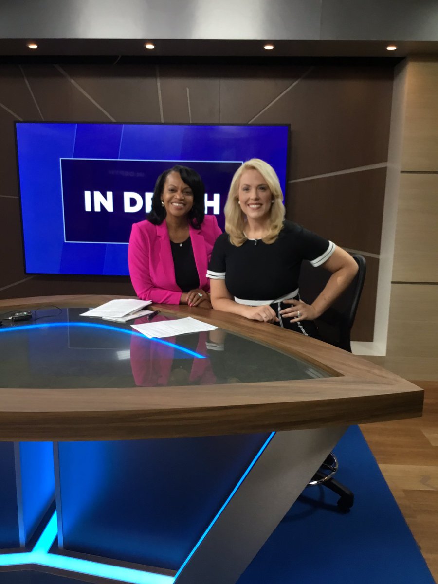 wilson949698's tweet photo. Thanks For the opportunity @CarolineBNews Organization and Planning tips not just for busy moms but for anyone! Thanks hun...photo credits!
#spectrumnews14 #busymoms #author #ThreeTeensandaToddler #teens #toddlers #organization #planning https://t.co/XJacwhMcaB