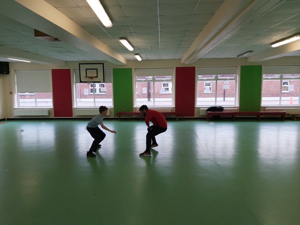 glash6thclass's tweet photo. The lads really enjoyed their first training session with Chris from @CorkCityFC @CCFC_Community #CCFC84 #GetActive https://t.co/EYPsrXcGXf