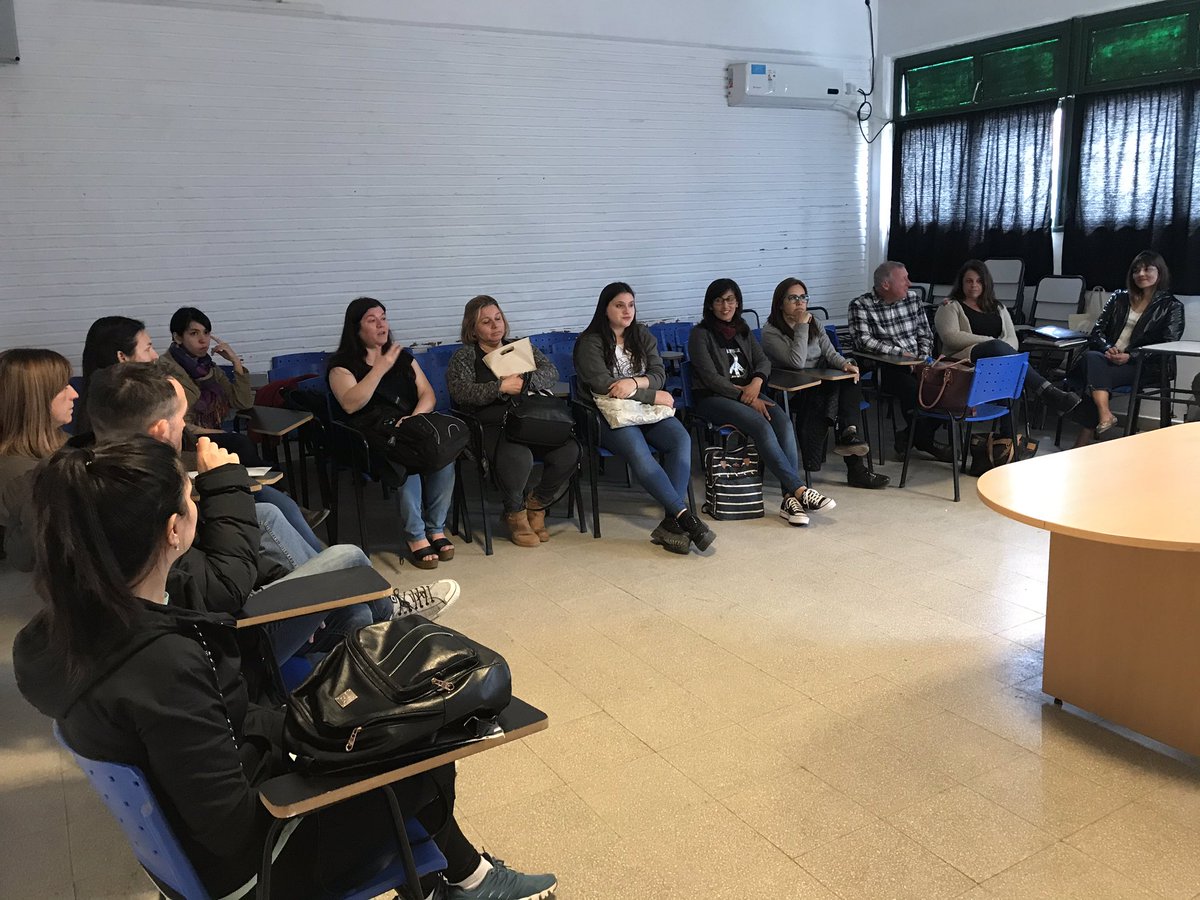 AlfredoNizoli's tweet photo. Hoy en #Zárate en la EES N4 participé de un interesante encuentro de #abcmaestros, gracias y felicitaciones por la participación, los aportes y la buena predisposición a las sugerencias. Continuemos trabajando juntos por más educación. @gzinny @luciagalarretab https://t.co/ls0NAvkDRP