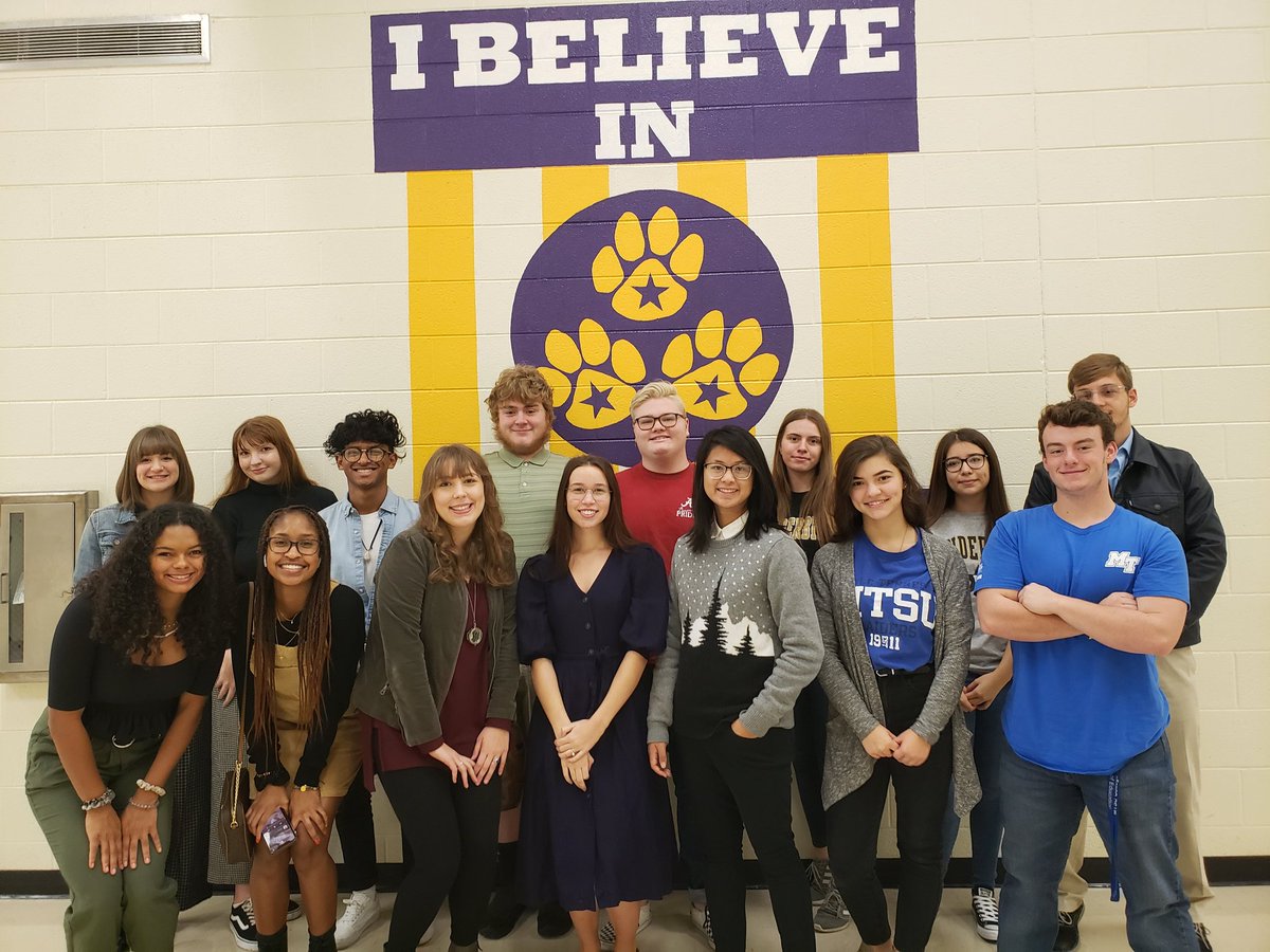 1984 Field Trip 😁😁 <a href="/SmyrnaBulldog/">Smyrna Bulldog</a> #BigBrotherisWatching #DoublePlusGood