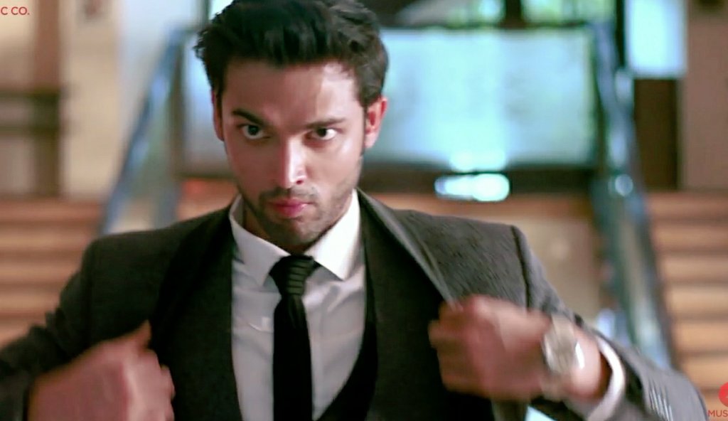 Nimmi99949212's tweet photo. Got goosebump after seeing his perfect performance in song 
He nailed each &amp; every parth from lips syc to expression what brilliant actor he is #parthsamthaan #parthains #Aakhribaar #AnuragBasu 
@LaghateParth @Palash_Muchhal @ZeeMusicCompany https://t.co/Unchh880Vx