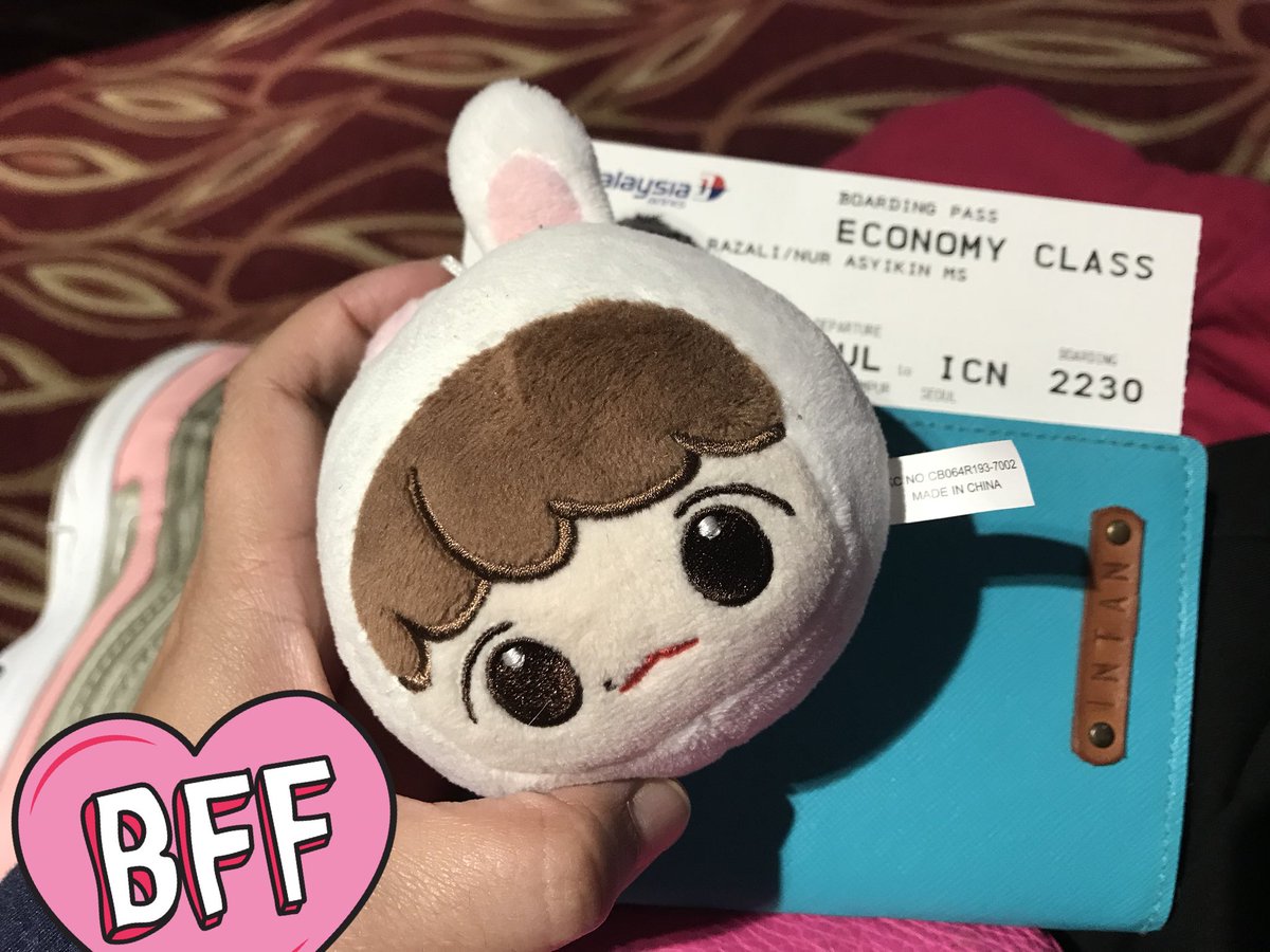 undercoverbun's tweet photo. Nak fly dah. doakan semuanya ok ^^
#MH66 #qeenseoulwithmother https://t.co/DKbL26sIdJ