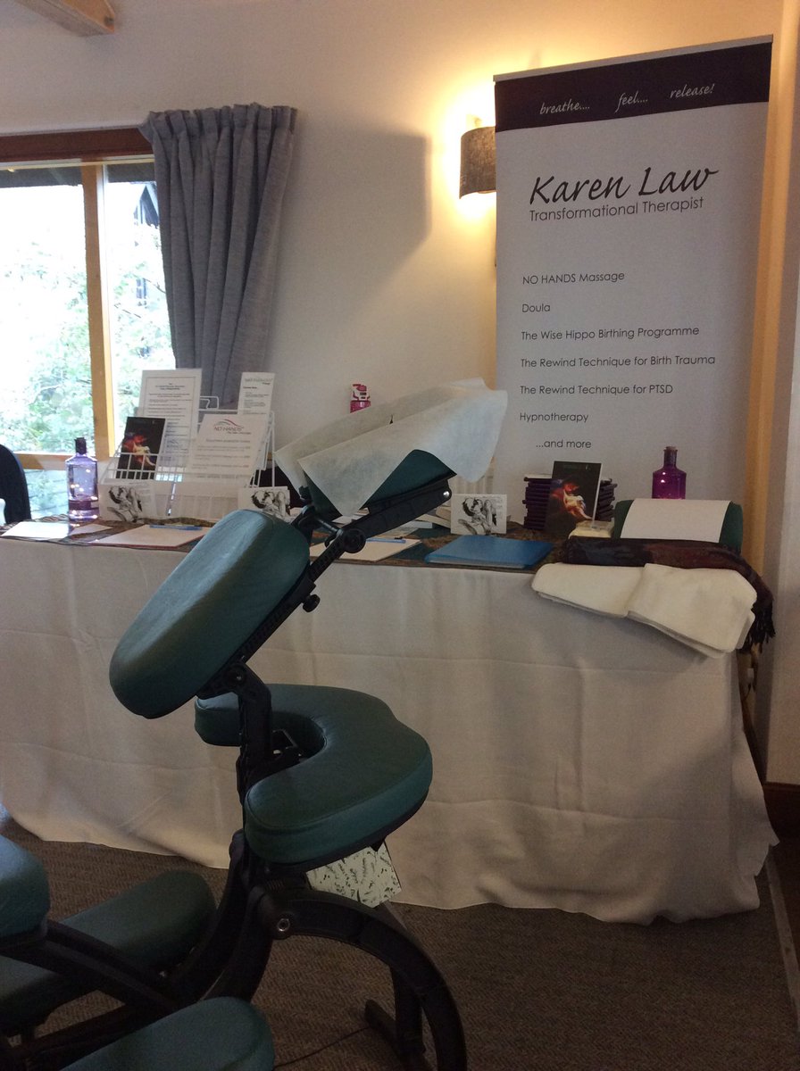 healingcentred's tweet photo. Pauline & Carol telling us about @Angus_ABC at their first ABC Showcase event.
I’ll give seated, clothed tasters to anyone who wants to know what NO HANDS Massage feels like.
@Community1stuk
#ABCShowcase https://t.co/umaEfRcBdj