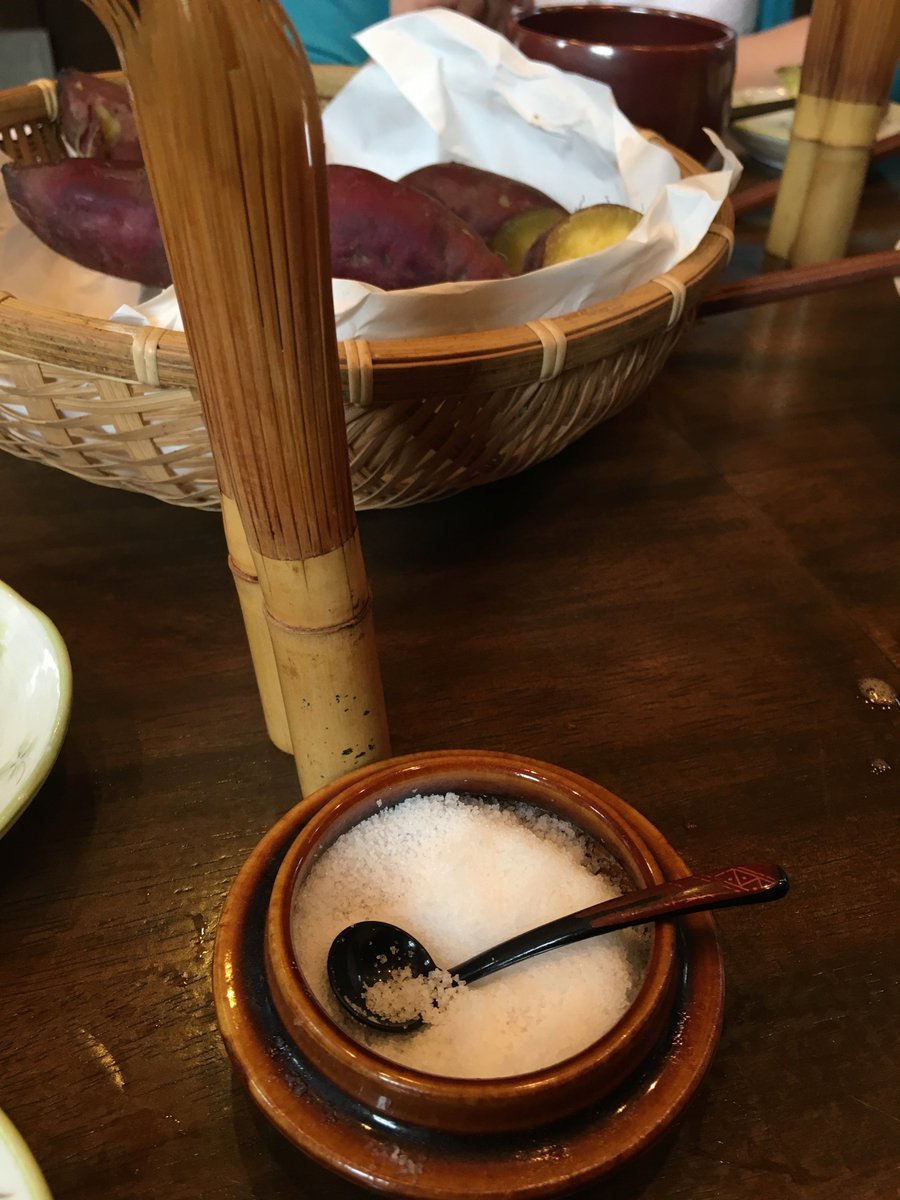 UKTeaAcademy's tweet photo. Just 1 ticket left for our Unusual Japanese Tea event with Asako Steward tomorrow evening. Book quickly if you want it! https://t.co/wV9g2ucb5c
#academyextras #teastalksandtastings #ukteaacademy #tea #teaevent #teatalk #teatasting #teaworkshop #japanesetea #greentea #lovetea https://t.co/D7Kt59AUfc