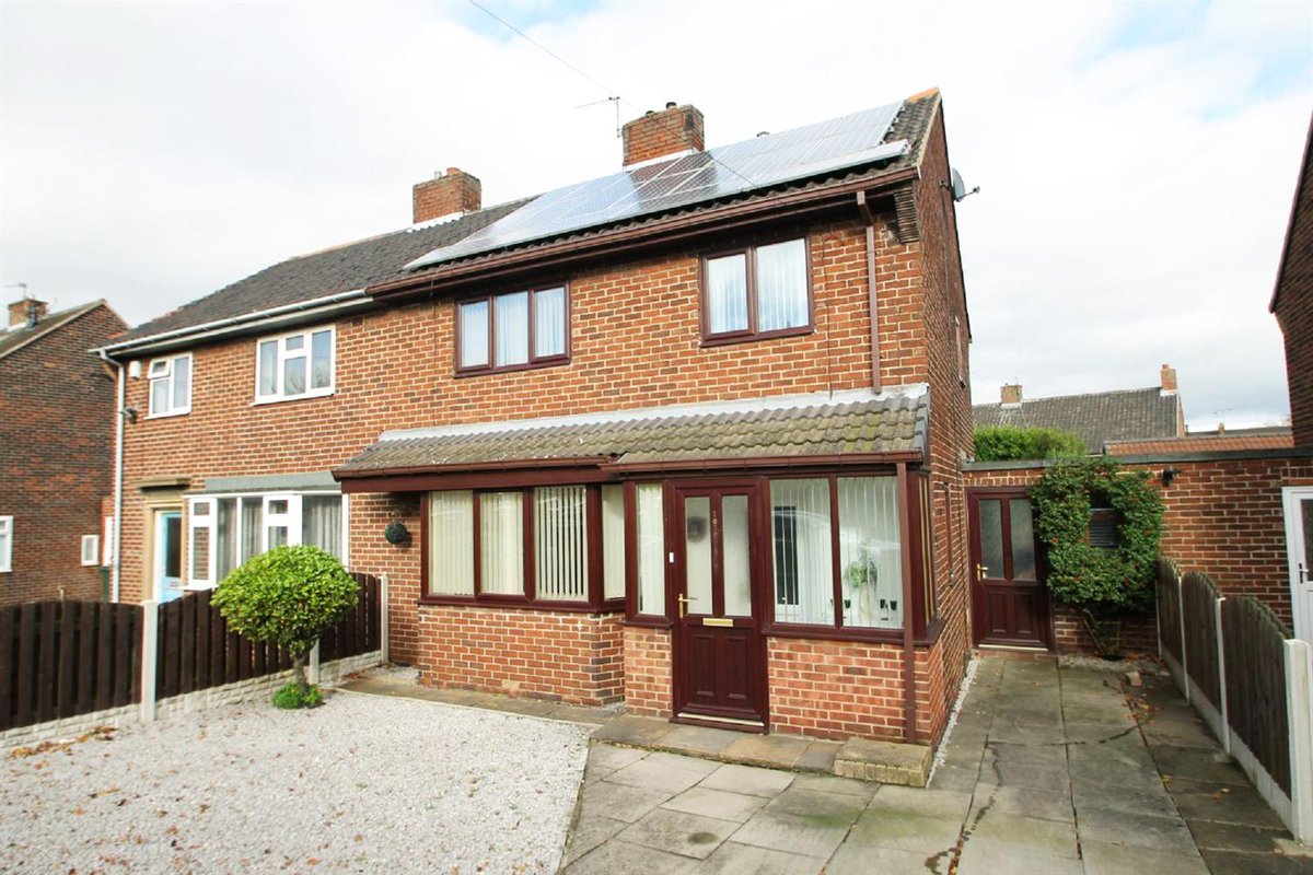 RotherhamHAY's tweet photo. Lovely three bedroom semi, popular location and great for first time buyers or families.
https://t.co/byFBRJdmhg https://t.co/wt62mzM0PH