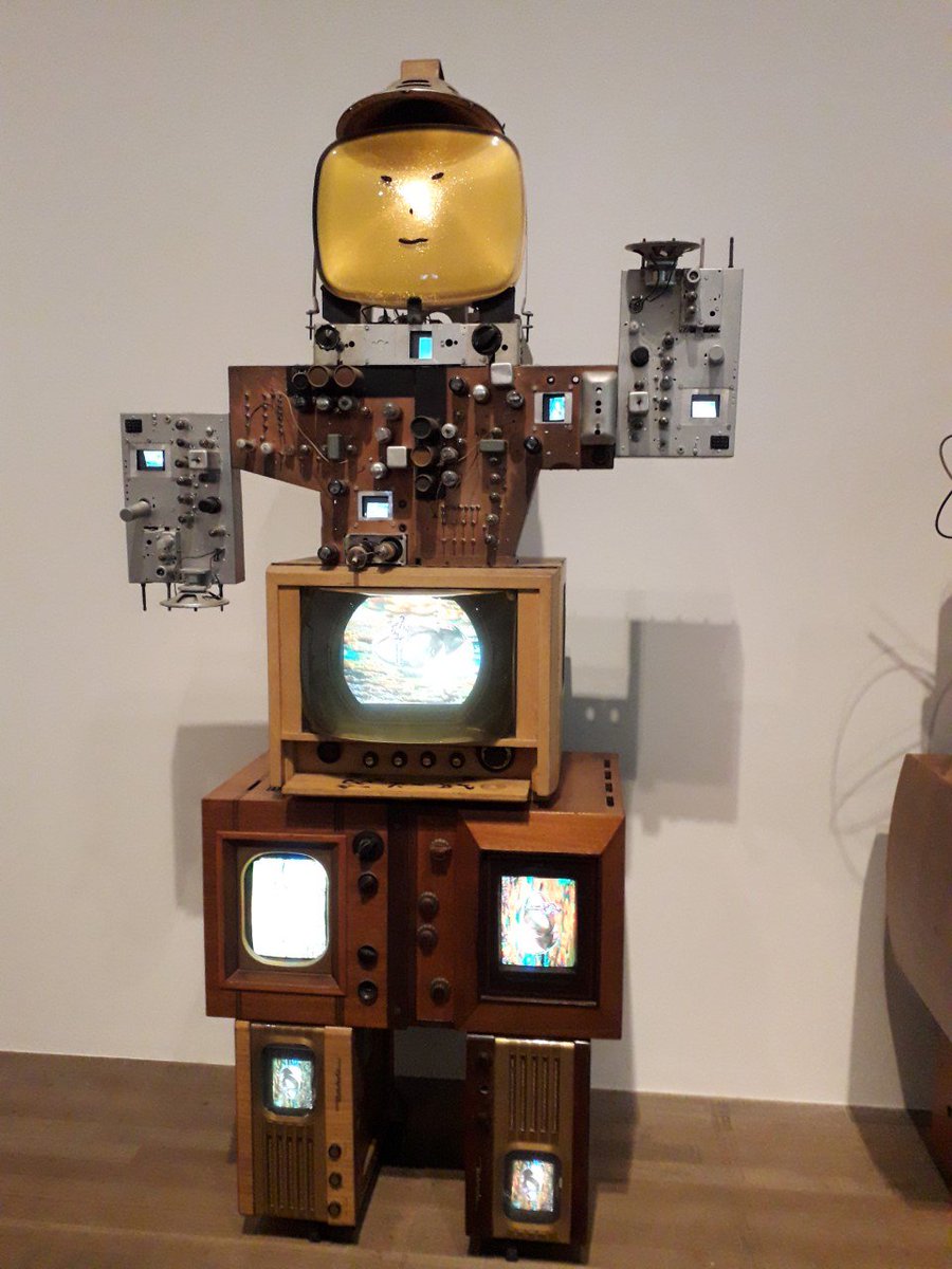 susan_seth's tweet photo. Not to be missed! Nam June Paik and his collaborator of 30 years Charlotte Moorman @Tate Modern #morethanamuse #fluxus @JohnCageTrust https://t.co/Rze7rId3Gt