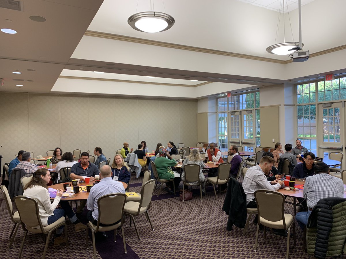 britedivinity's tweet photo. Open House 2019 is underway! We are so glad to welcome these discerning prospective students to Brite for the day. #britedivinityschool https://t.co/OvrphOKCad