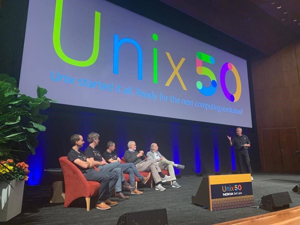 We're thrilled to have on stage the past and present powerhouses of Bell Labs computational software #Unix50