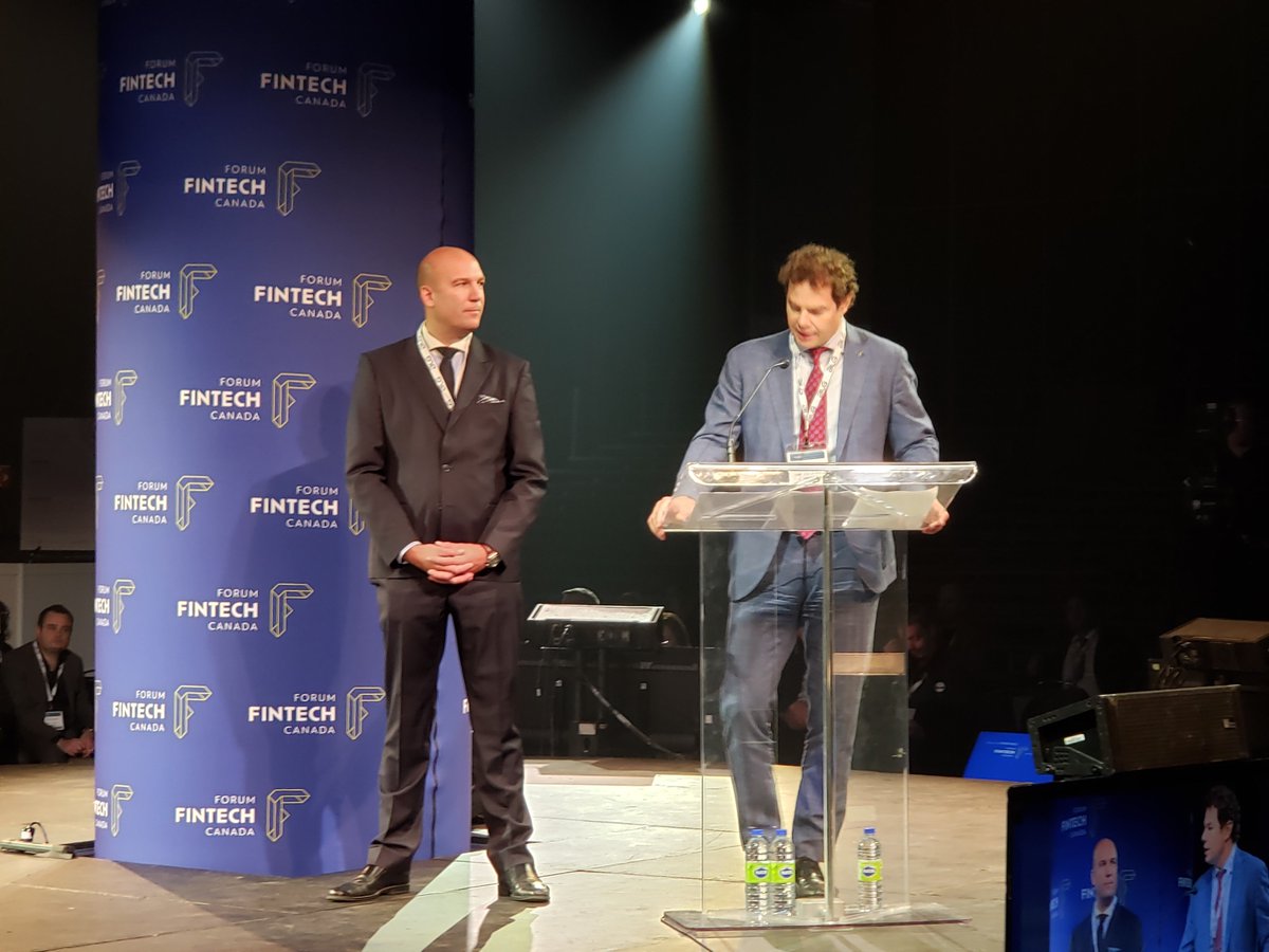 Louis Morisset de l'AMF et Matthieu Cardinal de <a href="/FinanceMontreal/">Finance Montréal</a> annoncent la création de la Chaire AMF-Finance Montréal de <a href="/esg_uqam/">ESG UQAM</a> . Celle-ci vise le développement des connaissances fintech et positionne encore une fois #Montréal comme pôle de l'#AI et de la #fintech.