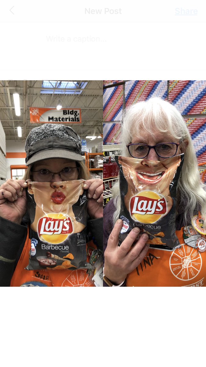 Mama2Bubba_Boo's tweet photo. Sarah and Tina @tinaj2885 having Fun with Lays Potato Chips ... You Can’t Have Just One! #3106D255 #pacNWproud #layschips #smilenkisses #notjustone @HD3106DayWalker @SnarrOps3106 @SASM3106 @JeffGroomsHD @HomeDepot @Michell77732711 @KazOdegard @MTBobDHRM255 @serinaohhh https://t.co/eZFxYB8ocA