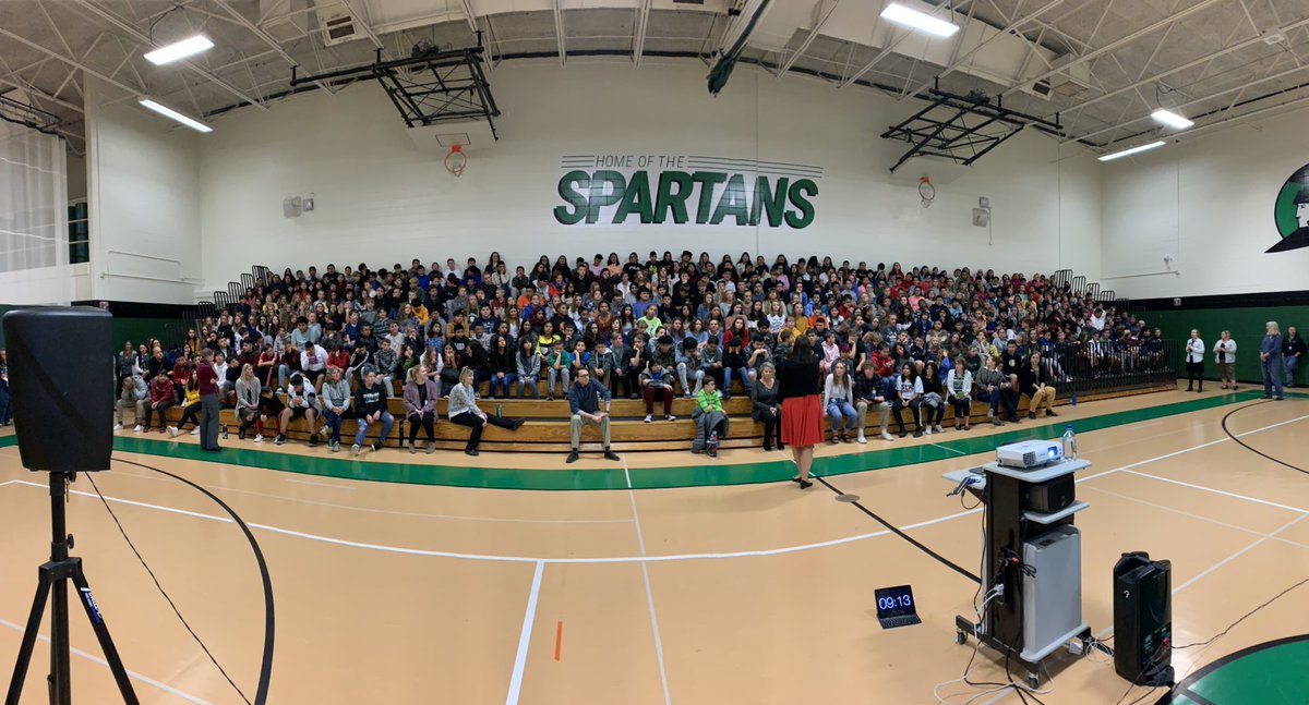 SunsetMiddle's tweet photo. National author Erin Gruwell from the @freedomwriters speaking with our students about the importance of education and how it can unlock opportunities for their future. Taking the day by #StVrainStorm. #Excellece by design. #3E. https://t.co/sFqTX9XXlt