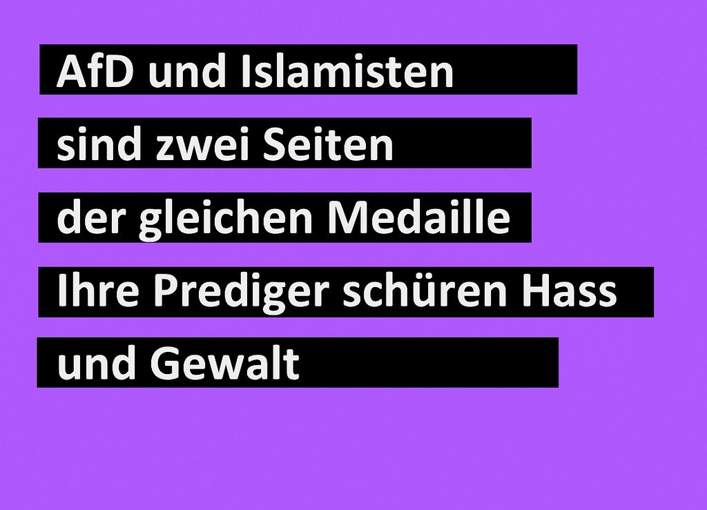 bleibt_bunt's tweet photo. @BjoernHoecke @AfD_Thueringen @AndreasKalbitz @Joerg_UrbanAfD Die Morddrohungen gegen den politischen Gegner, die den Wahlkampf der AfD begleiten, sprechen eine deutliche Sprache. Die Morde durch Rechtsradikale auch. Wer AfD wählt, wählt Terror. https://t.co/8x1paD8wNw