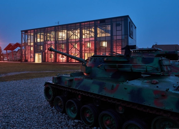 croatiaheritage's tweet photo. Museum of the Homeland War in #Turanj, four kilometres from #Karlovac, #Croatia. An important place to visit next time you visit Croatia. Qst. is when will the capital #Zagreb actually open one for visiting tourists? #LongOverdue #Museum #war #Freedom https://t.co/BWATHrIccm