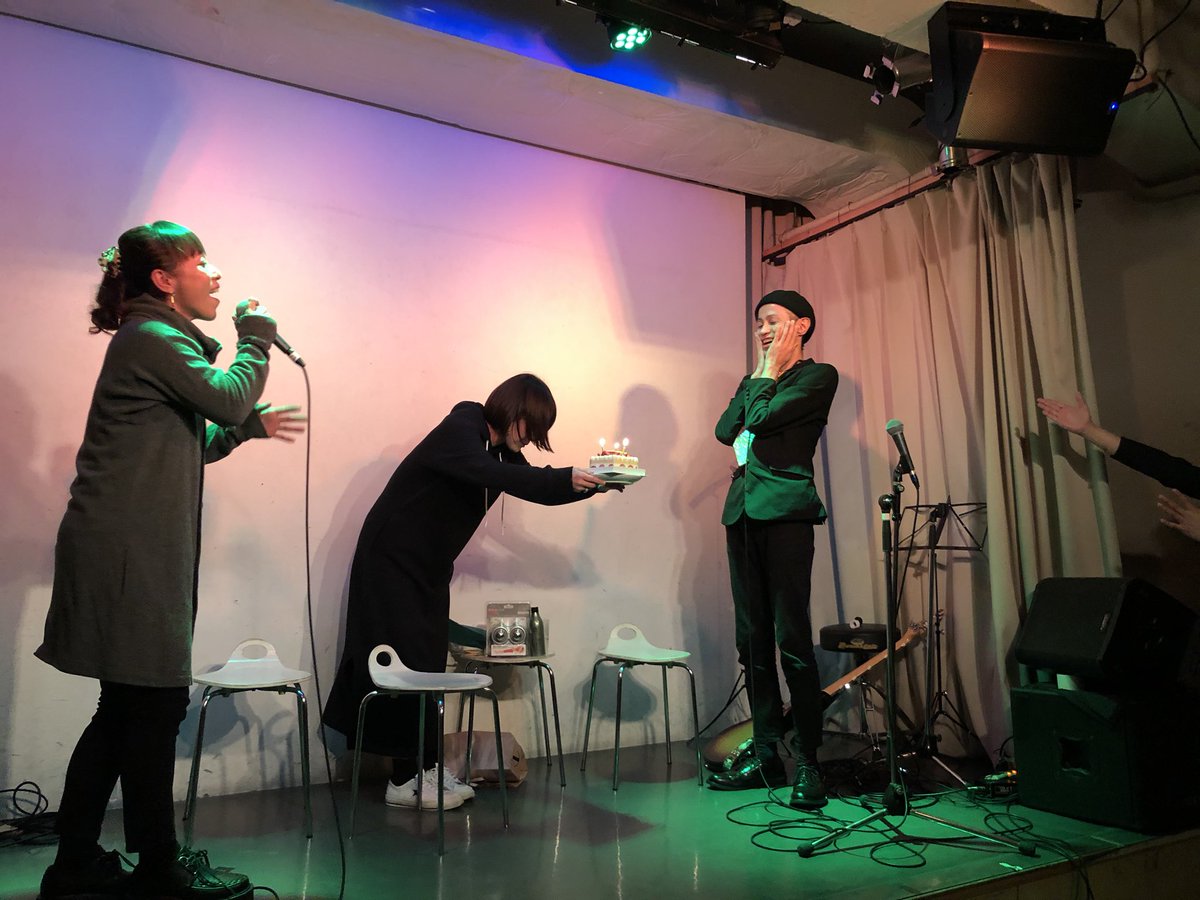 2007Yukiboo's tweet photo. #IMAMUN 
#歌ってはいけない音楽祭 

今夜は高田馬場monoへ
いまむぅのBIRTHDAYトークライブでした

『音楽』への愛憎
人それぞれに様々な形で棲んでいて
笑顔になったり深く共感したり
でもみんな音楽が好きだから
此処に集ってるんだなと思った

いまむぅ。おめでとうございます。 https://t.co/MWSZuDoFqZ