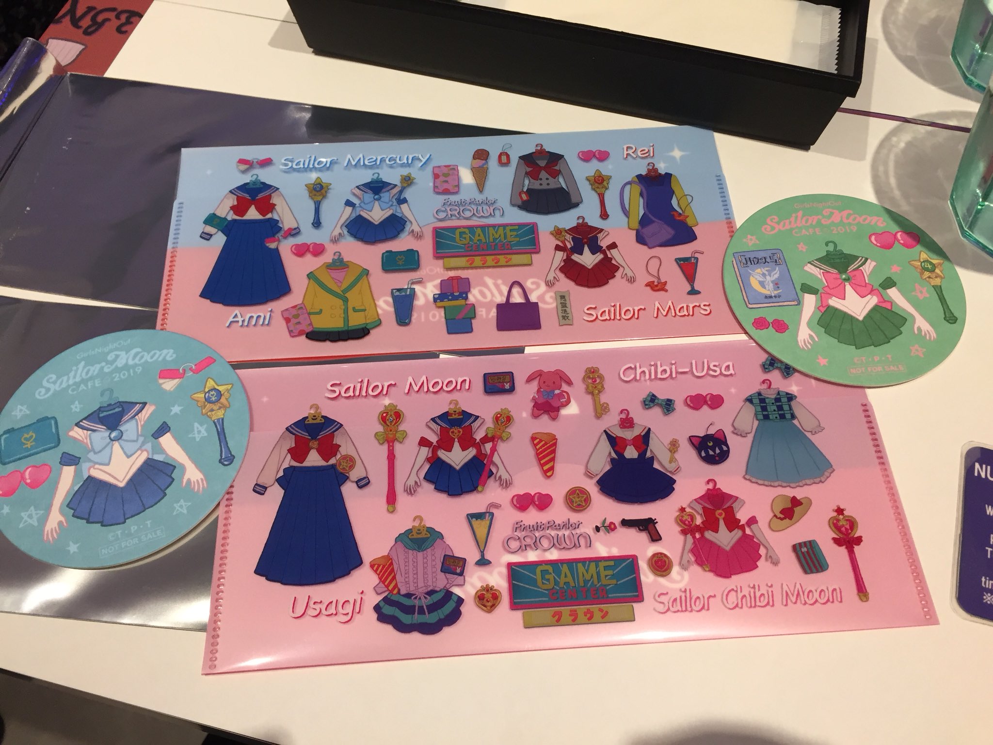 Feather エル I Got Usagi And Chibiusa S Ticket Holder With Makoto S Drink Coaster My Friend Got Ami And Rei S Ticket Holder With Ami S Drink Coaster Mizunoami Hinorei Kinomakoto 水野亜美