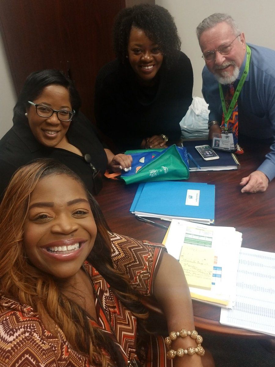 deannatrogers's tweet photo. 1st school visit of the day! ✅ The @APSTarget2021 team at @APSWashington HS is on 🎯! Productive data discussion this morning! @RobertsOF_7 @Atldepsupt @FloydKemi @jpjohns34 @cisatlanta @UI_PCG https://t.co/4AMzHp8uY6