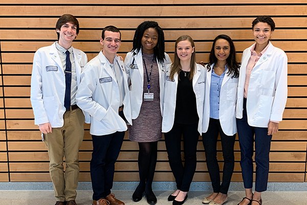 Penn's tweet photo. First-generation, low-income (FGLI) medical students at @PennMedicine hope to support both current and future FGLI students with a new student group. https://t.co/GJdNwcMPnG https://t.co/F7ixTUhtEK