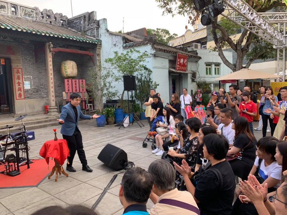 macauyoungmagic's tweet image. 澳門齊齊葡市集 魔術表演 感謝澳門貿促局的邀請。 #澳門青年文創魔術會 #澳門齊齊葡葡國特色市集魔術表演
#Facebook : 澳門青年文創魔術協會
#澳門文創魔術 #澳門青年文創 #澳門魔術師 #澳門魔術協會 #澳門魔術表演