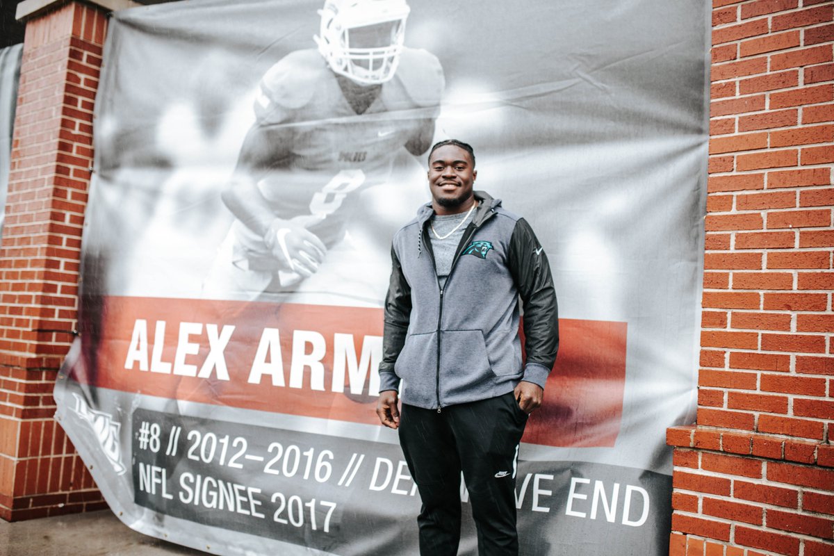CoachJRDorman's tweet photo. Former players are always welcome HOME @ UWG‼️ Great to see @Alex_Armah of the Carolina Panthers back supporting the Wolves this past weekend for Homecoming.
#D2toNFL
#WhosNext
#Family https://t.co/qkIsHUSsYk
