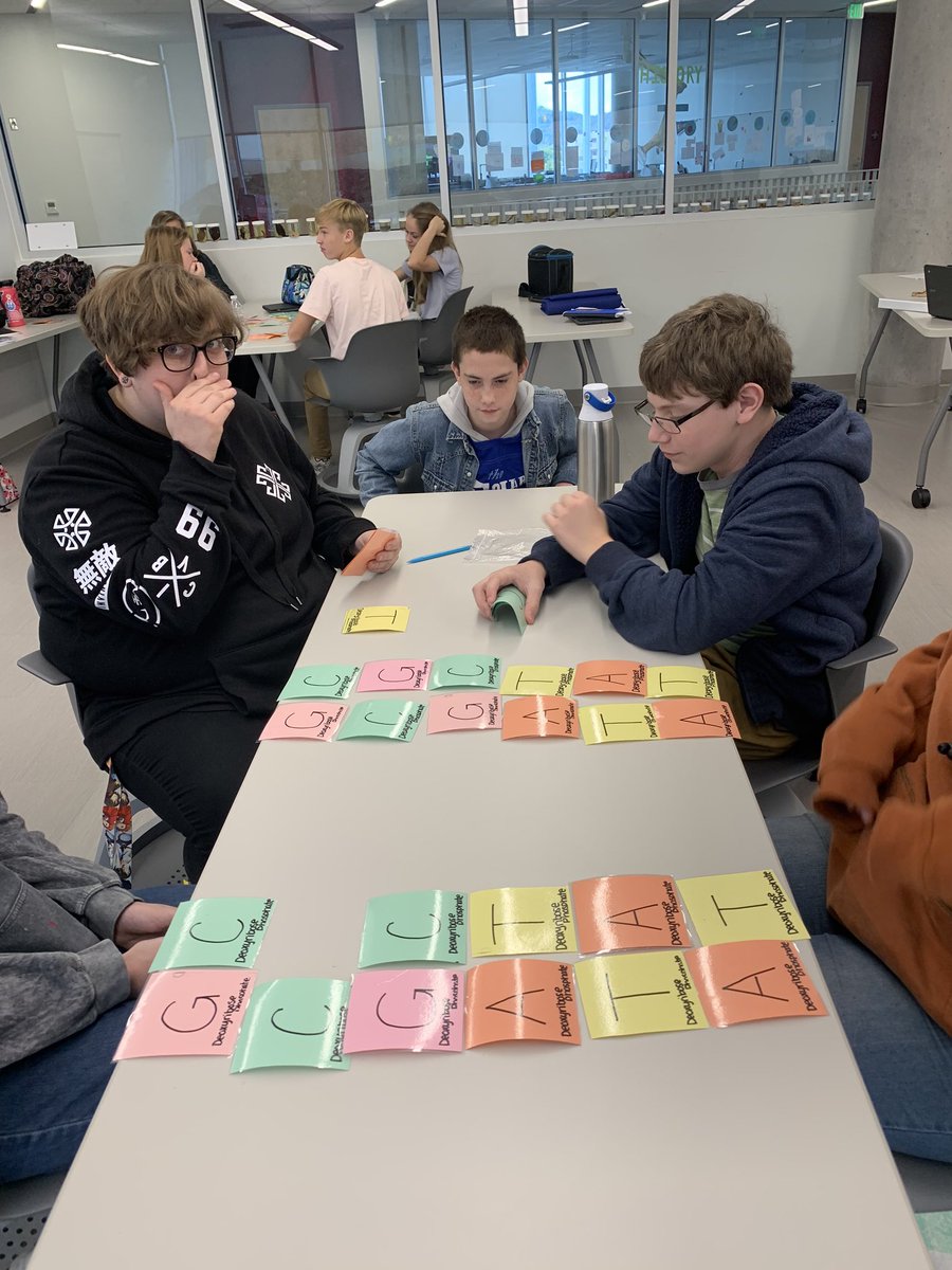 KCS_STREAM's tweet photo. Modeling DNA Replication in Dr. Rhoton’s biology class! Love seeing students engaged in science practices! @KCS_District @TribePrincipal @CinnamonDr #modelinginscience https://t.co/jPlnNkZL5k