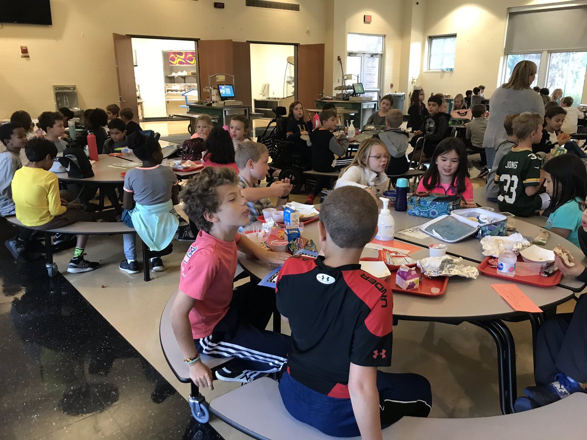 IHElementary's tweet photo. Elementary students are participating in Mix It Up Day today at lunch! #IHPromise #Mixitup https://t.co/NYy96BNLWG