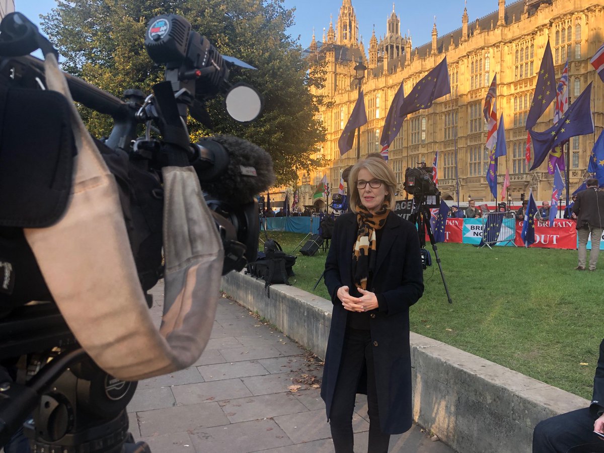 Newyddion S4C (@newyddions4c) on Twitter photo Noson dyngedfennol arall yn hanes #Brexit yn San Steffan. Yr ymateb i gyd ar @newyddion9 heno <a href="/bethanrhys/">Bethan Rhys Roberts</a> <a href="/derfelowen/">derfelowen</a> a Gwion Lewis <a href="/S4C/">S4C 🏴</a> Noson dyngedfennol arall yn hanes #Brexit yn San Steffan. Yr ymateb i gyd ar @newyddion9 heno <a href="/bethanrhys/">Bethan Rhys Roberts</a> <a href="/derfelowen/">derfelowen</a> a Gwion Lewis <a href="/S4C/">S4C 🏴</a>