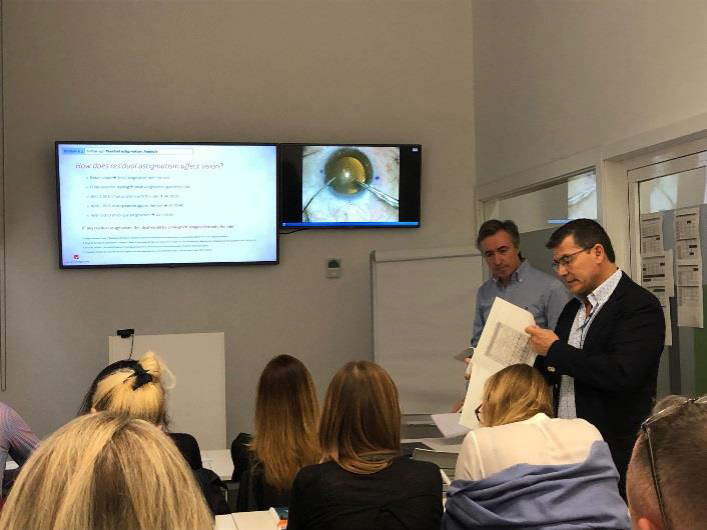 BauschSurgical's tweet photo. A big thank to Dr. Luis E. Pablo Júlvez and the Hospital Miguel Servet ophthalmology team for their contribution in our 1st International Training Course on Cataract Surgery with Toric IOLs! 11 Poland surgeons attend the training at Hospital Ntra Sra de Gracia #TogetherWithBausch https://t.co/ChRZoxxqYu