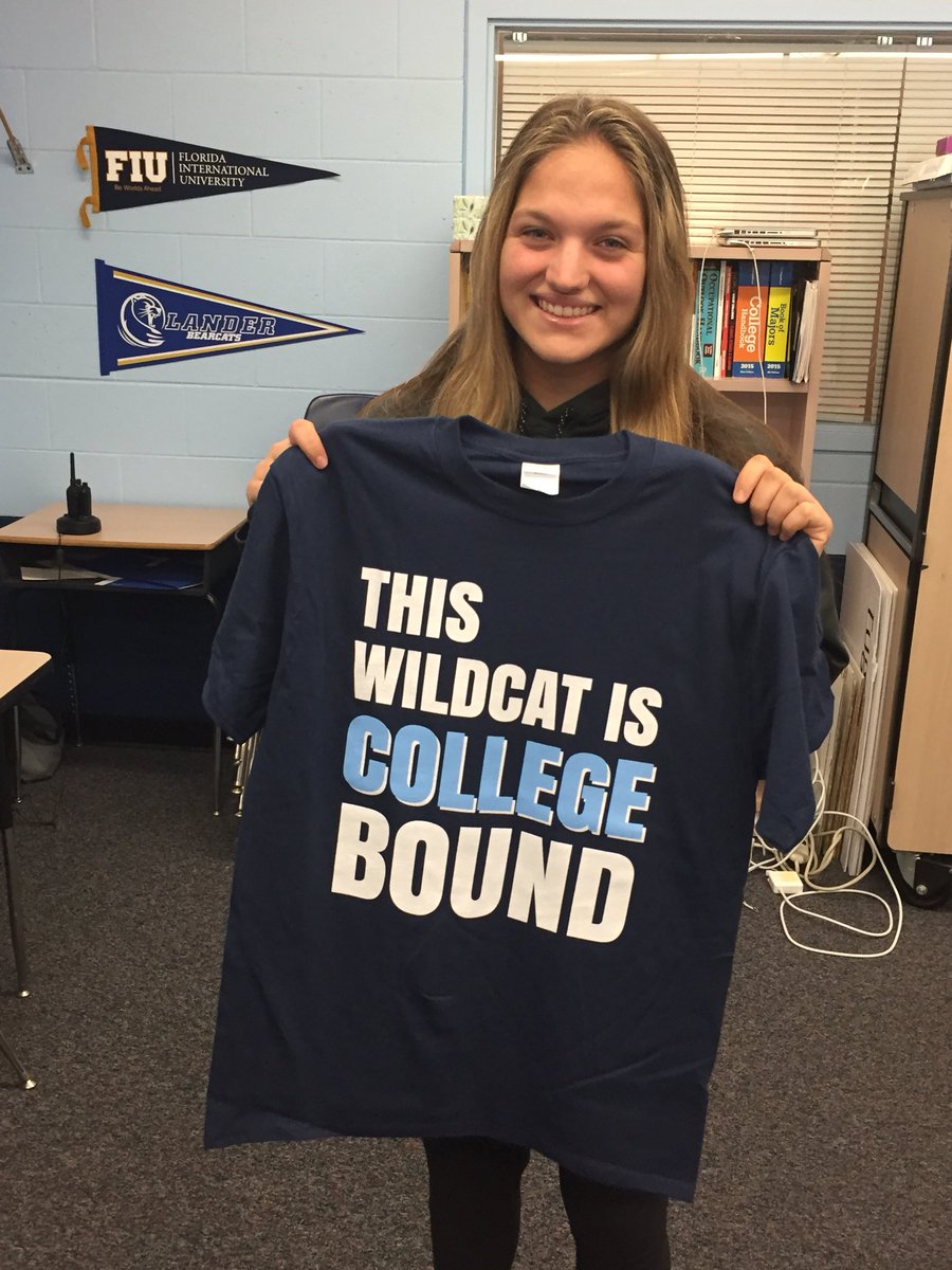 ChapelCareerLab's tweet photo. Congrats Katelun, Matthew, Jordyn, and Dana on your acceptance to college! @UCFadmissions @unfadmissions @FlaglerCollege @WCHS_Wildcats #ApplyYourselfFL https://t.co/07xIiIM6kQ