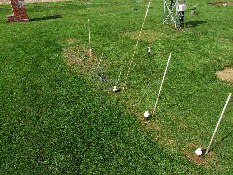 eRA_Curator's tweet photo. ....and soil temperature at 30cm and 100cm under grass at Rothamsted, 30-year means https://t.co/JBVtLrEKUe https://t.co/u6VKGntyc9 #metdata #openaccess #soil #FAIR @Rothamsted https://t.co/TzktiPYpcY