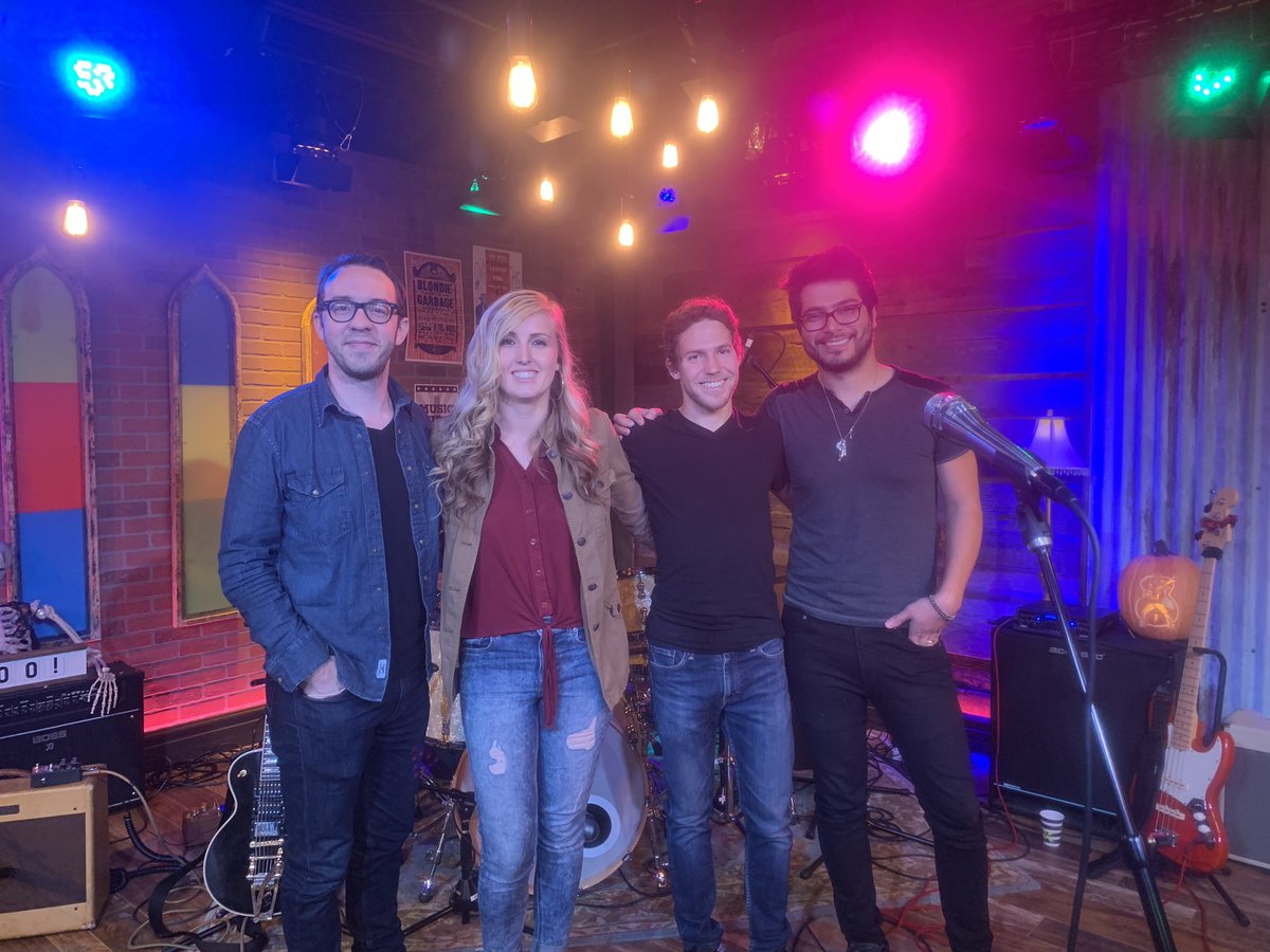 Gonna be on <a href="/TODAYINNASH/">TODAY in Nashville</a> at 11:50am with the guys. Tune in!