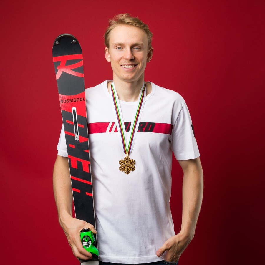 ヘンリック クリストファーセン ロシニョールとの契約延長 スキー板 ブーツを使用 スキーショップ Jp