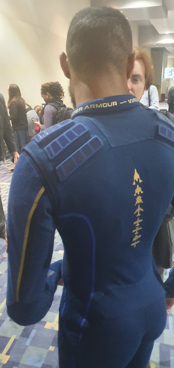 tinolanduris's tweet photo. Take me to the spaceport please!! #vgspacesuit @virgingalactic @UnderArmour @IAC2019DC https://t.co/BEFsSj8SzL