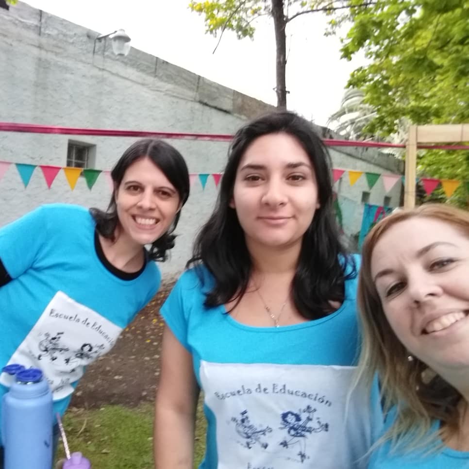 natcurtoni's tweet photo. III ENCUENTRO REGIONAL ESCUELAS DE EDUCACIÓN ESTÉTICA  
#region7 #escuelapublica #artistica #3def #sanmartín #hurlingham #arte #educaciónartística https://t.co/4WOxN2bbGc