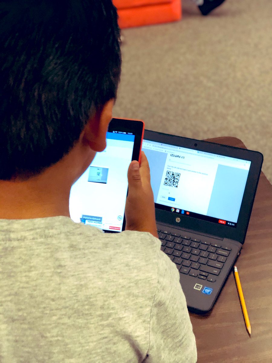 aprimaryDAY's tweet photo. Digital Breakout time! #soarthegrove @JeffreysGroveES https://t.co/q7pOX3oCJJ