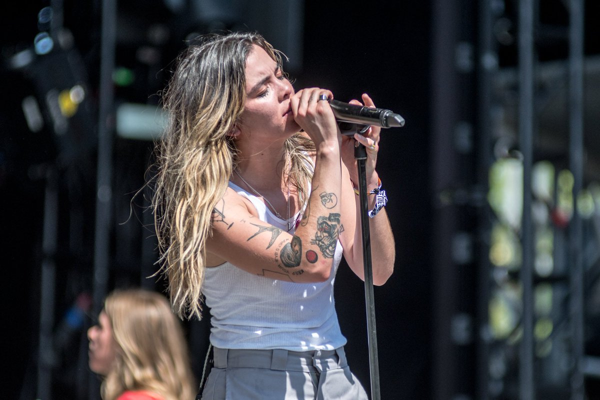 chuypedraza's tweet photo. 🎤Cristal Ramírez .@cristalramirezn
🎸The Aces @theacesofficial
🤟🏻Live Out 2019
🇲🇽 Monterrey México
📷@chuypedraza para @MediosRec
#LiveOut2019 #liveout #theaces #Monterrey #Mexico https://t.co/gPdjTGIVHf