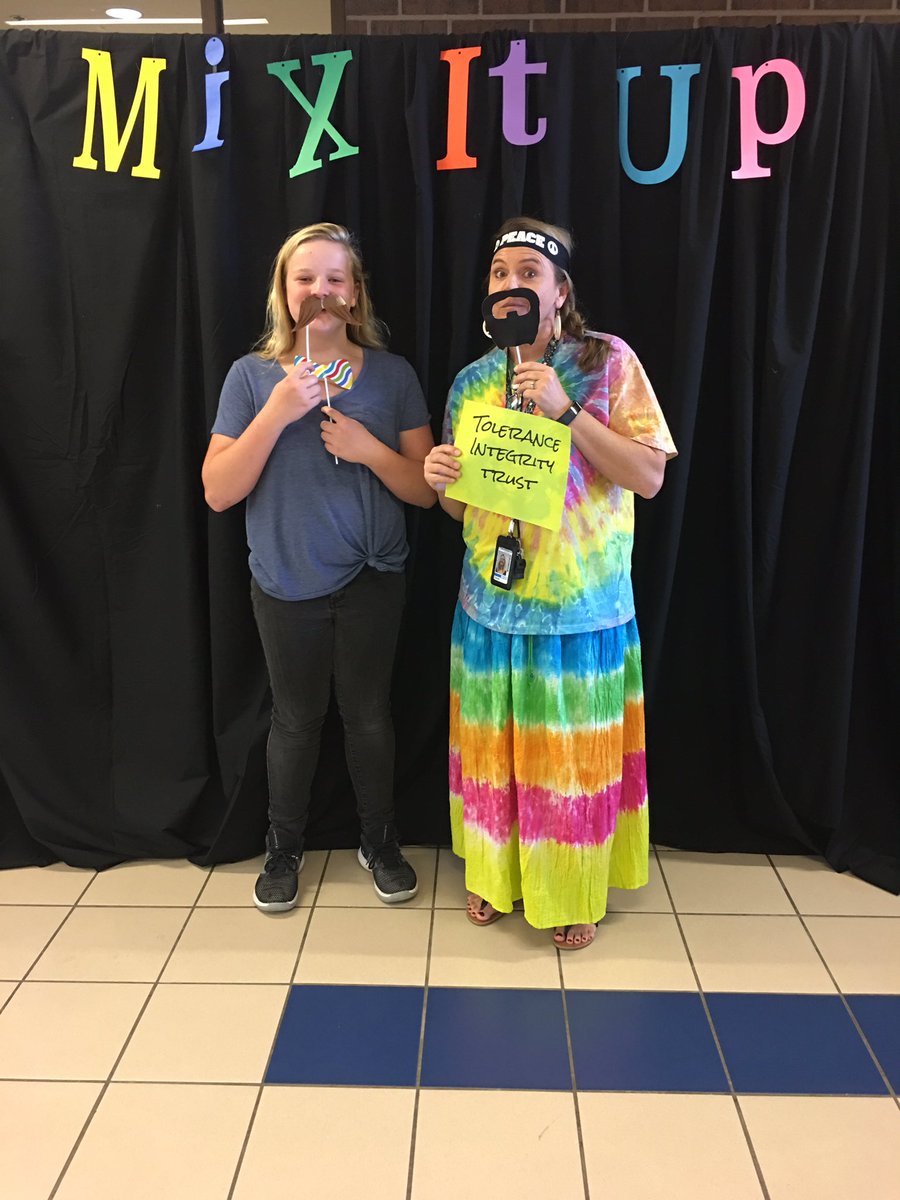 SabraGolden's tweet photo. FSMSCounseling @fsmscounseling more B lunch. https://t.co/0wyNQYPwRo