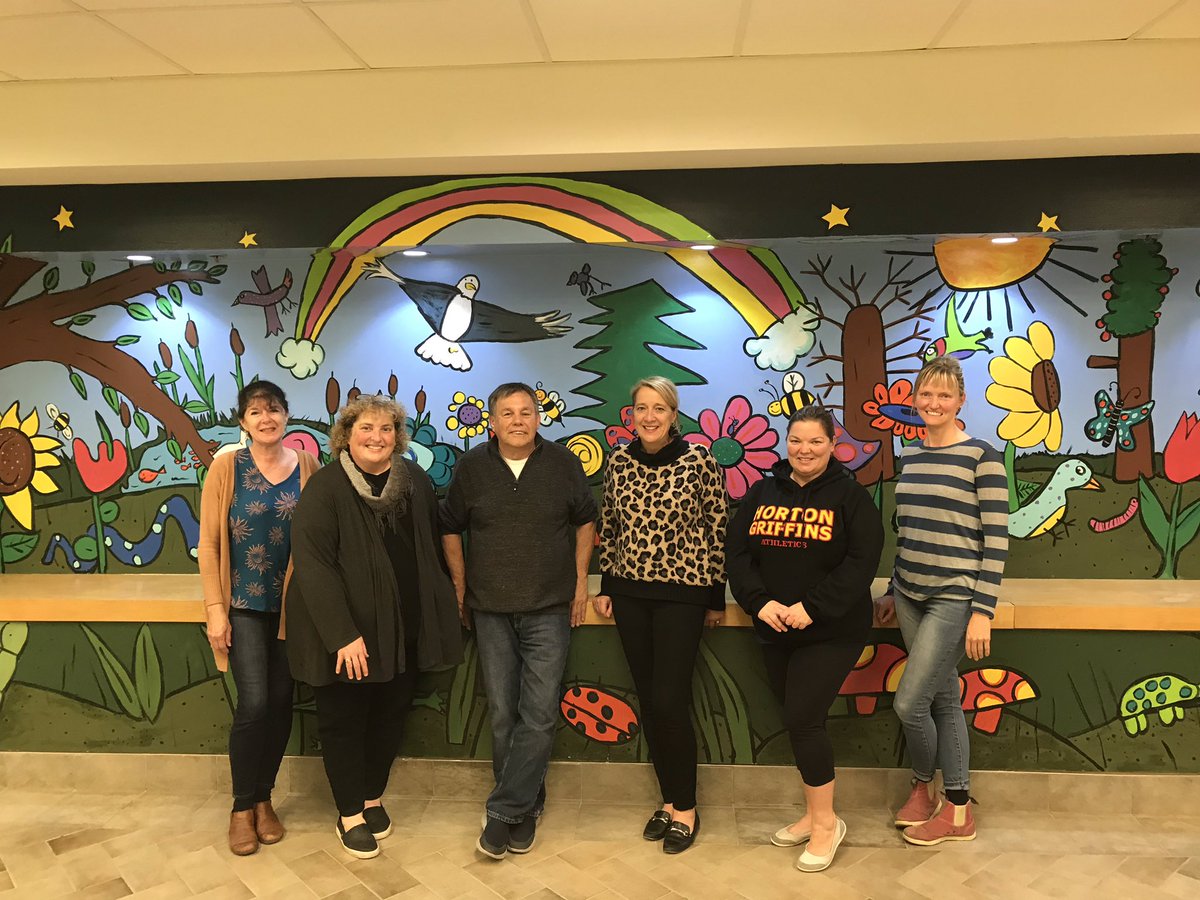 LEShawElem's tweet image. Last night we had our first #SchoolAdvisoryCouncil (SAC) meeting of the year- Members (left-right) school staff: Ms. Selby, Ms. Conrad-Tracey, Glooscap Community Councillor&amp;amp;Keptin Larry Peters, Principal Gallant, Parents: Ms. Nagy &amp;amp; Ms. Angell ~ excited to #supportstudentsuccess