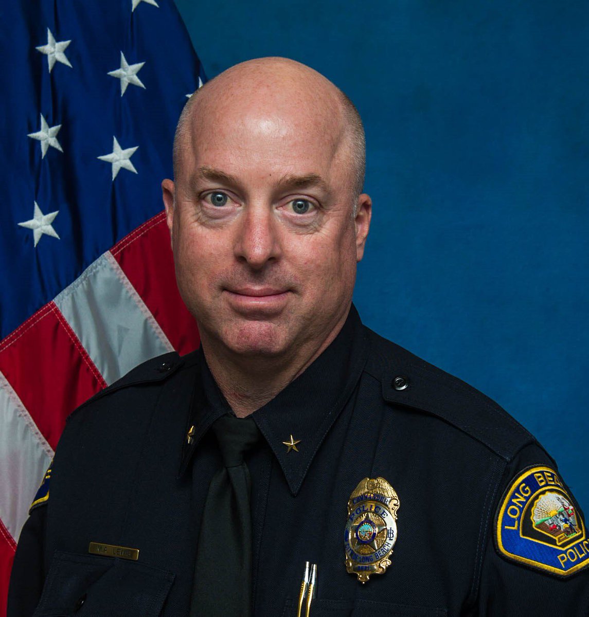 LBPD's tweet image. Help us in congratulating our newly appointed Deputy Chief, Michael A. Lewis 👏 

DC Lewis will assume command of our Patrol Bureau bringing an extensive and diverse work history to his new role. Read more ➡️ longbeach.gov/police/press-r…