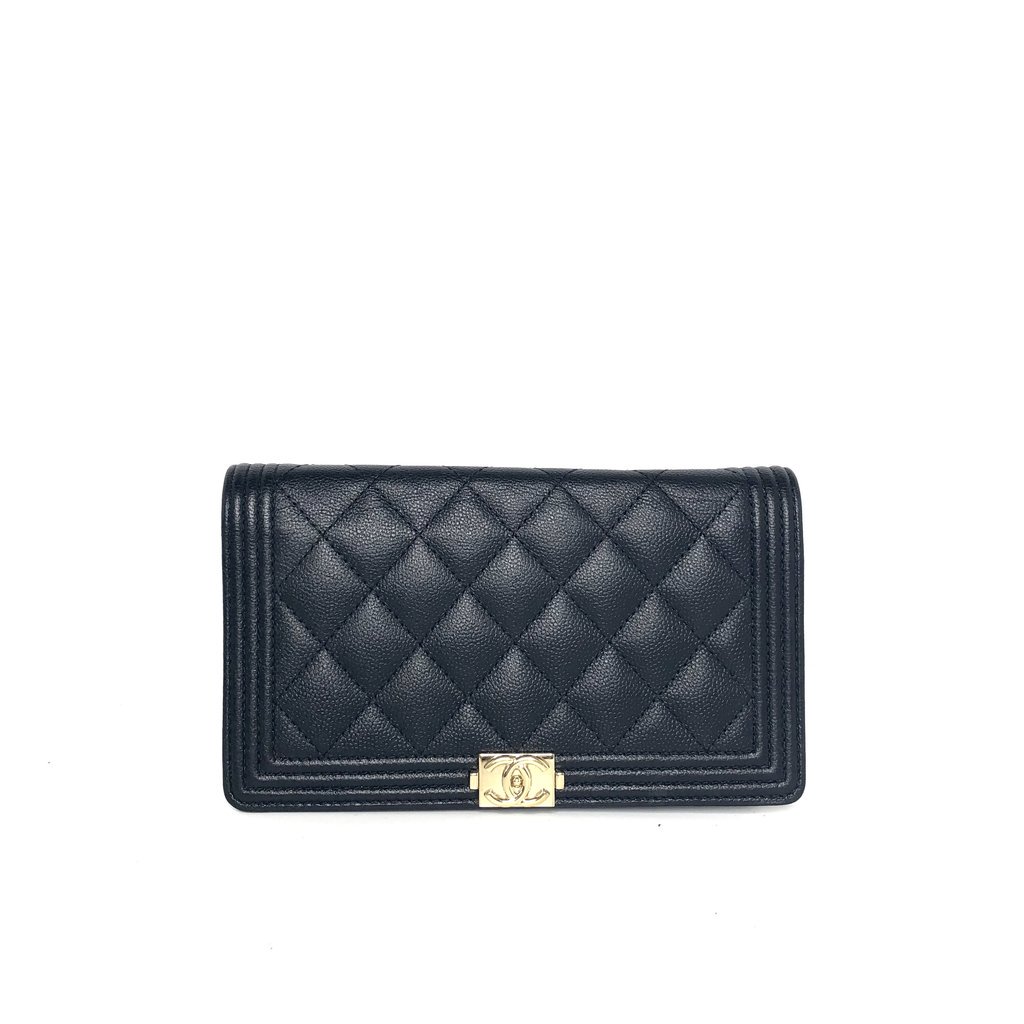 ConsignAtSoho's tweet image. Chanel Long Flap Caviar Boy Wallet 😍 

Only $725.00

Show now 👉👉 tinyurl.com/y485xhy2