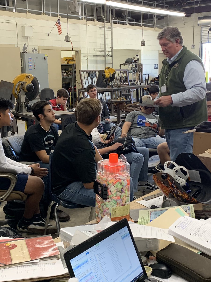 Loretta Zavala tweet media