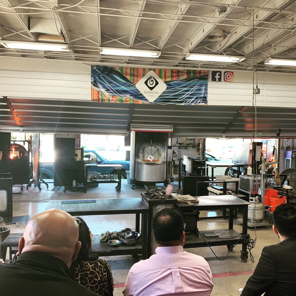 DrewAdvertising's tweet image. Out supporting the @southsachamber at @GarciaGlass #supportlocal #art #glass #glassart