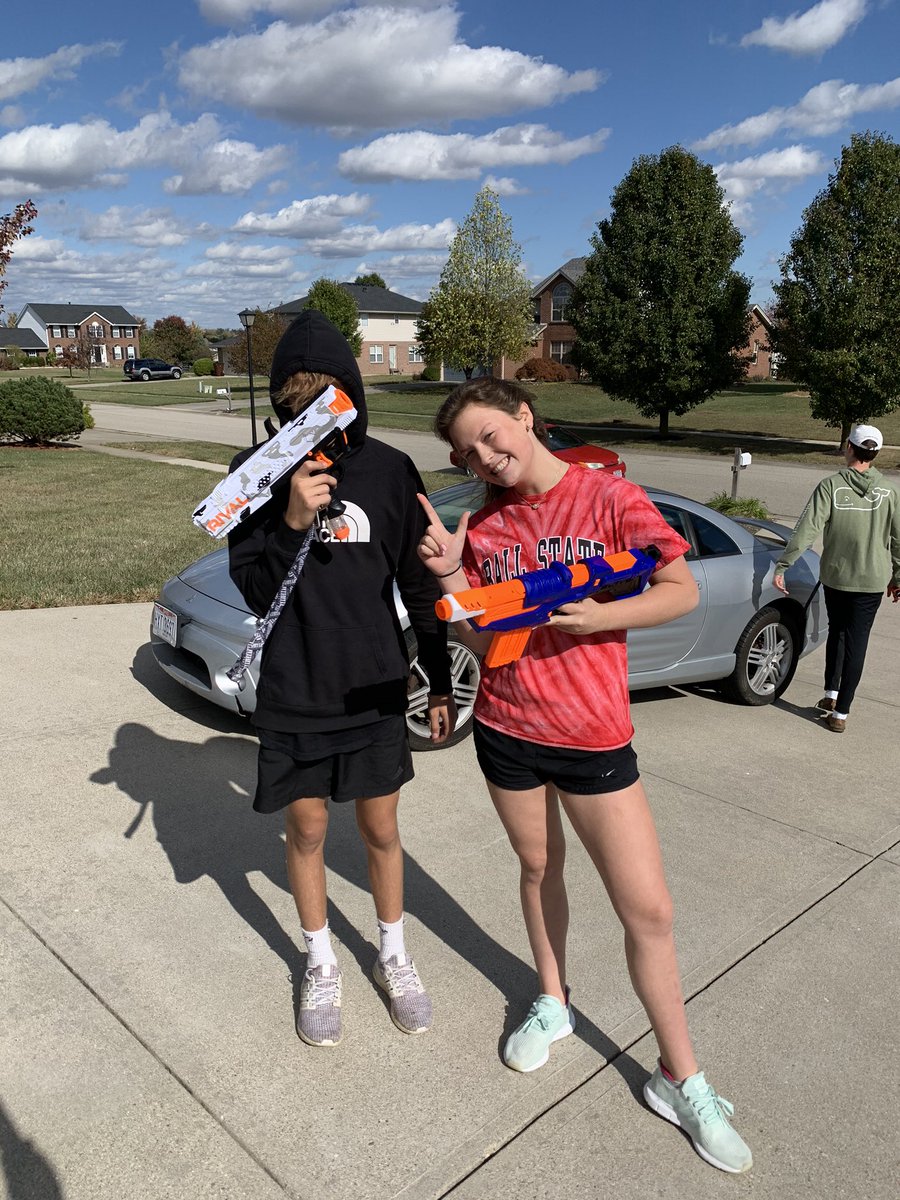 emmagiuliano6's tweet photo. ashley from team n.o.n POUNDS charlie from team 9inchmen, 3-2 @2019RamNerf #THISONESOVER https://t.co/q3DXjYUuYy