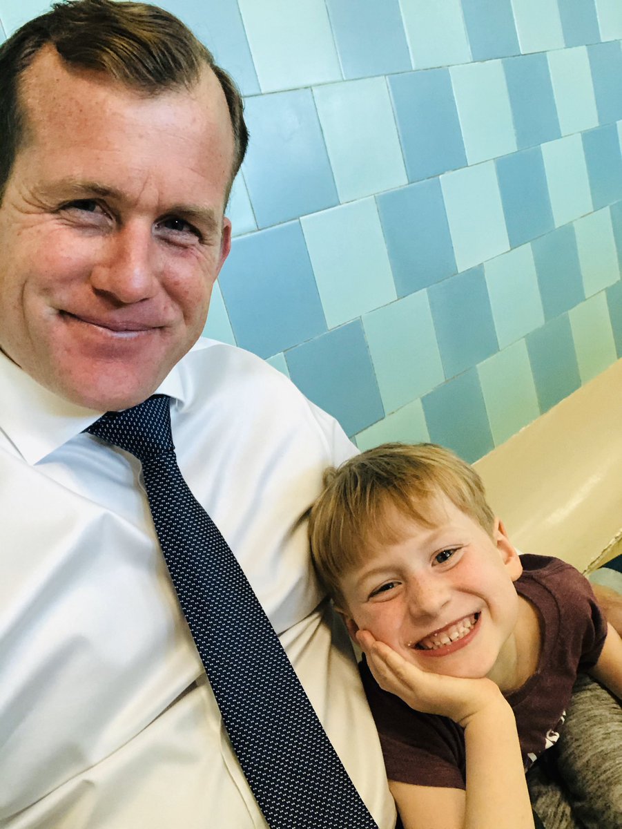 WotherspoonT's tweet photo. A picnic lunch in the school hallway with my kindergarten pal.
Thankful for the invite for #SKEducationWeek - it made my day!
So very thankful for the life-changing work of teachers & ed workers every day. They deserve nothing less than our respect & support.
#skpoli https://t.co/Jw6GixvGC3