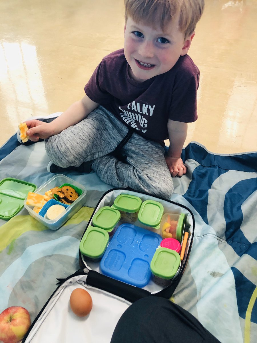 WotherspoonT's tweet photo. A picnic lunch in the school hallway with my kindergarten pal.
Thankful for the invite for #SKEducationWeek - it made my day!
So very thankful for the life-changing work of teachers & ed workers every day. They deserve nothing less than our respect & support.
#skpoli https://t.co/Jw6GixvGC3